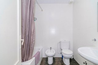 Piso en venta en Camino de Ronda - Rosaleda en Granada