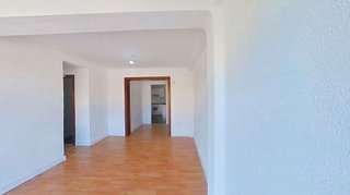 Piso en venta en Parque Victoria Eugenia en Málaga