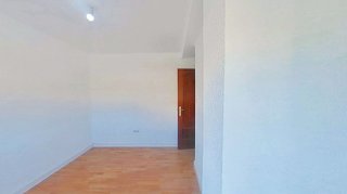 Piso en venta en Parque Victoria Eugenia en Málaga