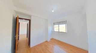 Piso en venta en Parque Victoria Eugenia en Málaga