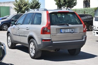 Volvo XC90 2004