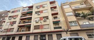Piso en venta en Linares