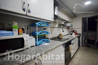 Piso en venta en Benicalap en Valencia