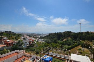 Ático en venta en Zona el Higuerón en Benalmádena