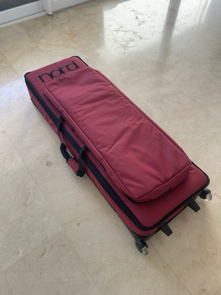 Teclado Clavia Nord Electro 5HP