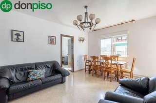 Piso en venta en Pajaritos - Plaza de Toros en Granada