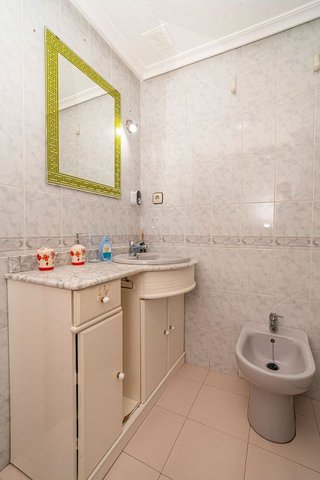 Piso en venta en Linares