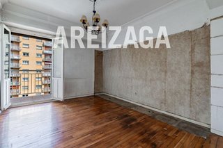 Piso en venta en Amara - Berri en San Sebastián-Donostia