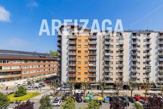 Piso en venta en Amara - Berri en San Sebastián-Donostia