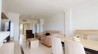 Piso en venta en Río Real en Marbella