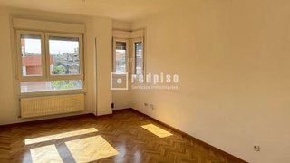 Piso en venta en Rosas - Musas en Madrid