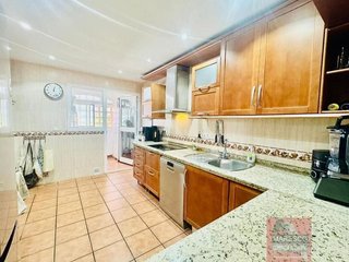 Piso en venta en Los Pacos en Fuengirola