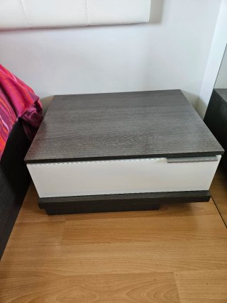 2 Mesitas de Noche Madera y Blanco