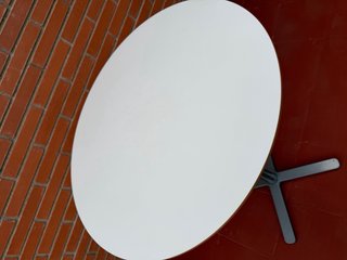 Mesa alta redonda Ikea BILLSTA