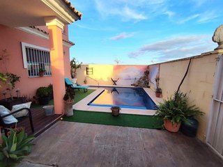 Casa adosada en venta en Burguillos