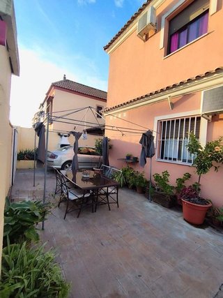 Casa adosada en venta en Burguillos