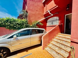 Casa adosada en venta en Los Pacos en Fuengirola