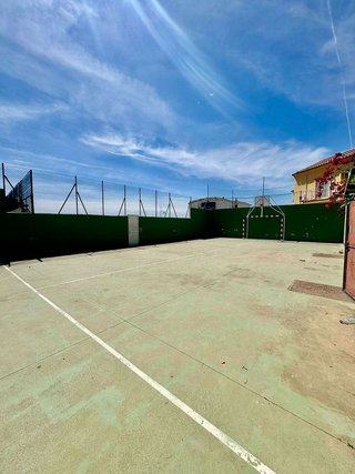 Casa adosada en venta en Los Pacos en Fuengirola