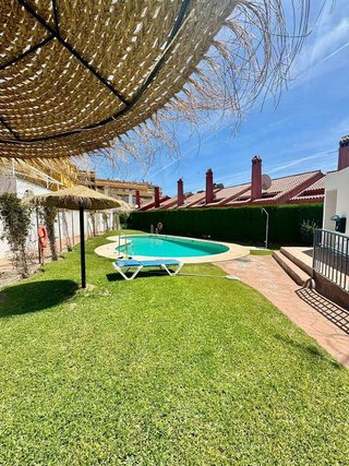 Casa adosada en venta en Los Pacos en Fuengirola