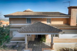 Chalet en venta en Zona Urbanizaciones en Alzira