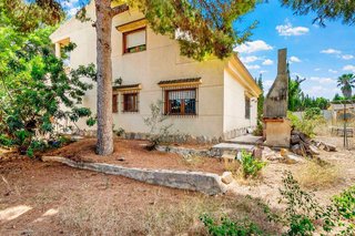 Chalet en venta en Los Balcones - Los Altos del Edén en Torrevieja