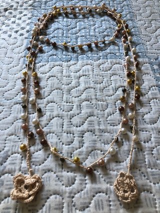 Collar ganchillo perlas colores
