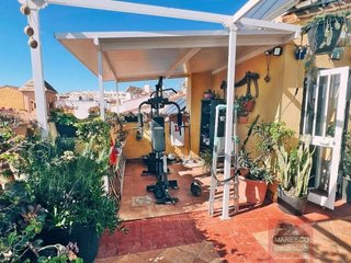 Casa adosada en venta en Las Flores en Mijas