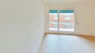 Piso en venta en Zona Mercat en Rubí