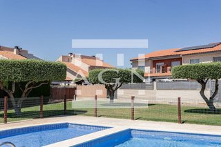 Casa adosada en venta en Vilafortuny - Cap de Sant Pere en Cambrils