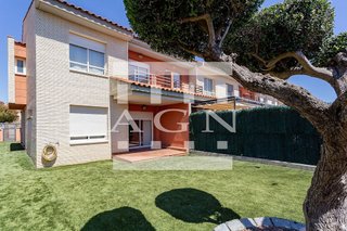 Casa adosada en venta en Vilafortuny - Cap de Sant Pere en Cambrils