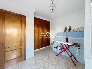 Chalet en venta en Lucena