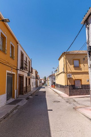 Casa adosada en venta en Linares