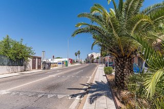 Casa adosada en venta en Linares