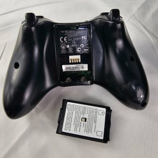 Xbox 360 Console Nera con Controller