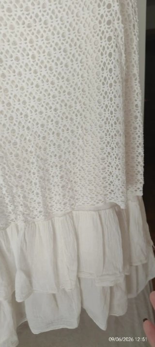 Vestido blanco encaje volantes