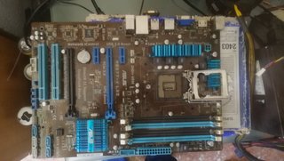 Placa Base ASUS P8Z77-V LX2