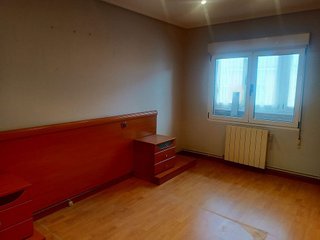 Piso en venta en Pumarín en Gijón