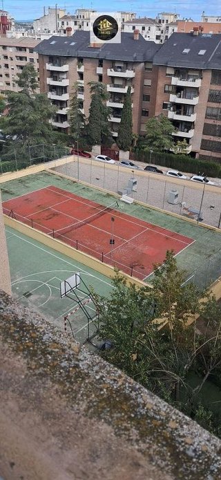 Piso en venta en Hospital en Jaén