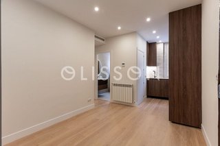 Piso en venta en Ibiza en Madrid