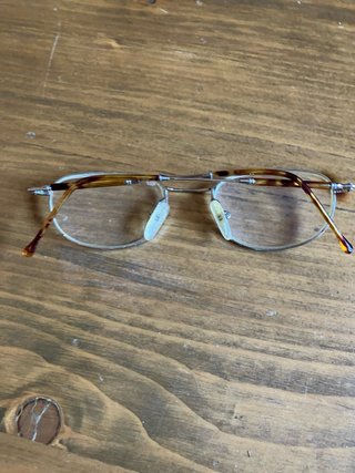 Monturas de gafas ultra ligeras y finas