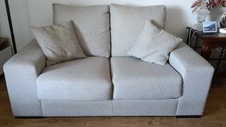 2 Sofás de 2 plazas beige/gris asientos extraibles