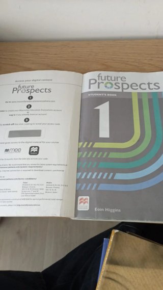 FUTURE PROSPECTS 1 Student's book: libro de tex...