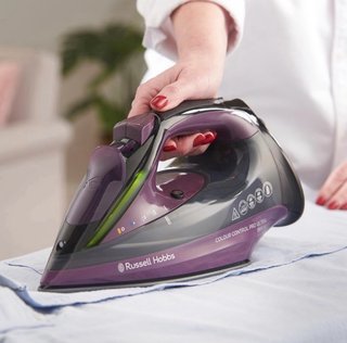 Plancha de ropa Russell Hobbs NUEVA