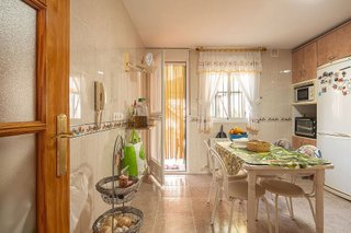 Casa adosada en venta en Cenes de la Vega