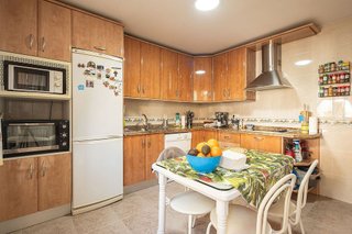 Casa adosada en venta en Cenes de la Vega