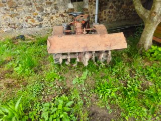 Tractor Pascuali 18 CV con carro