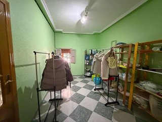 Casa adosada en venta en Torreperogil