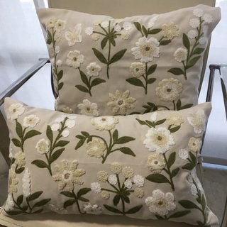 2 Fundas Cojín Flores Bordadas Beige/Blanco