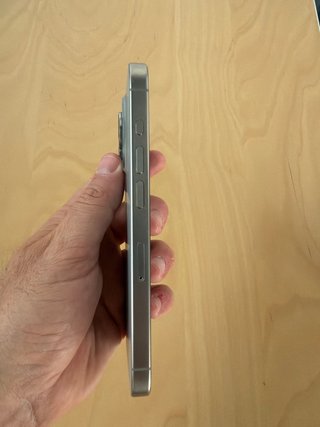 iPhone 15 Pro 128 GB Titanio Natural – Impecable