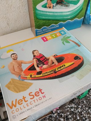 Lote 2 piscinas Bestway y barco Intex